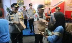 Kapolda Jatim Tinjau Posyan dan Pospam di Mojokerto, Pastikan Kesiapan Pengamanan Arus Mudik Lebaran