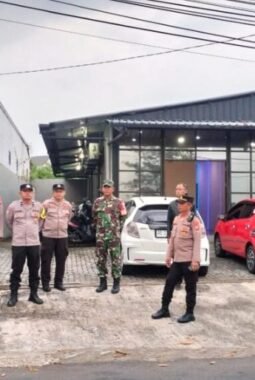 Polres Magetan Amankan Ibadah Jumat Agung, Rangkaian Paskah Dipastikan Berjalan Aman dan Kondusif