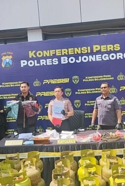 Polres Bojonegoro Ungkap Kasus Oplosan LPG Subsidi dan Illegal Logging, Dua Tersangka Diamankan