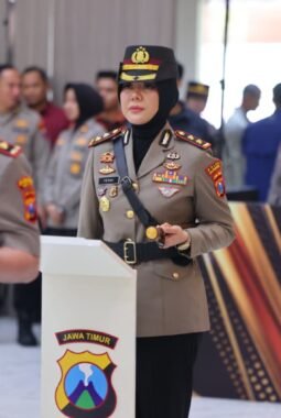 Resmi Pimpin Polres Bojonegoro, AKBP Yenni Diarty Cetak Sejarah sebagai Kapolres Polwan Pertama