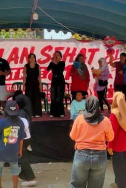 Jalan Sehat HUT ke-81 RI di Doromukti Meriah, Tiga Ekor Kambing Jadi Doorprize